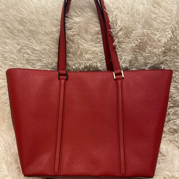 Kate Spade Tote - Picture 3 of 5